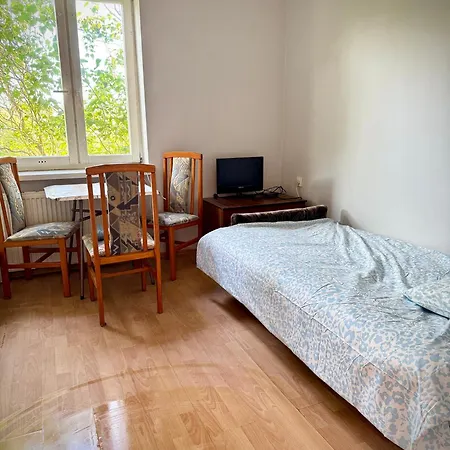 招待所 Blisko Morza Mierzeja Z Lazienka Tanio 斯蒂格纳